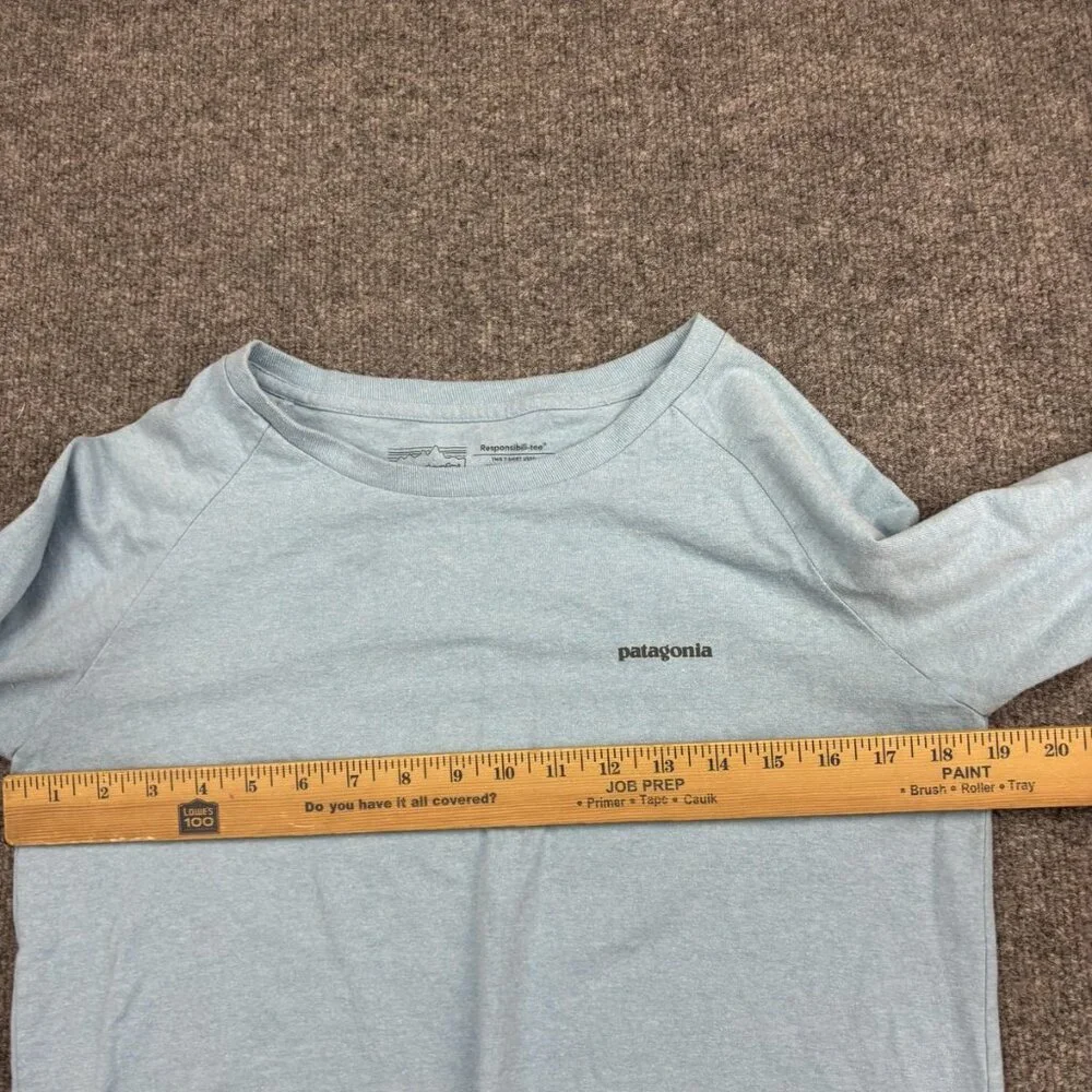 Patagonia‎ T Shirt Mens Small Light Blue Responsibili-Tee P-6 Logo Crewneck